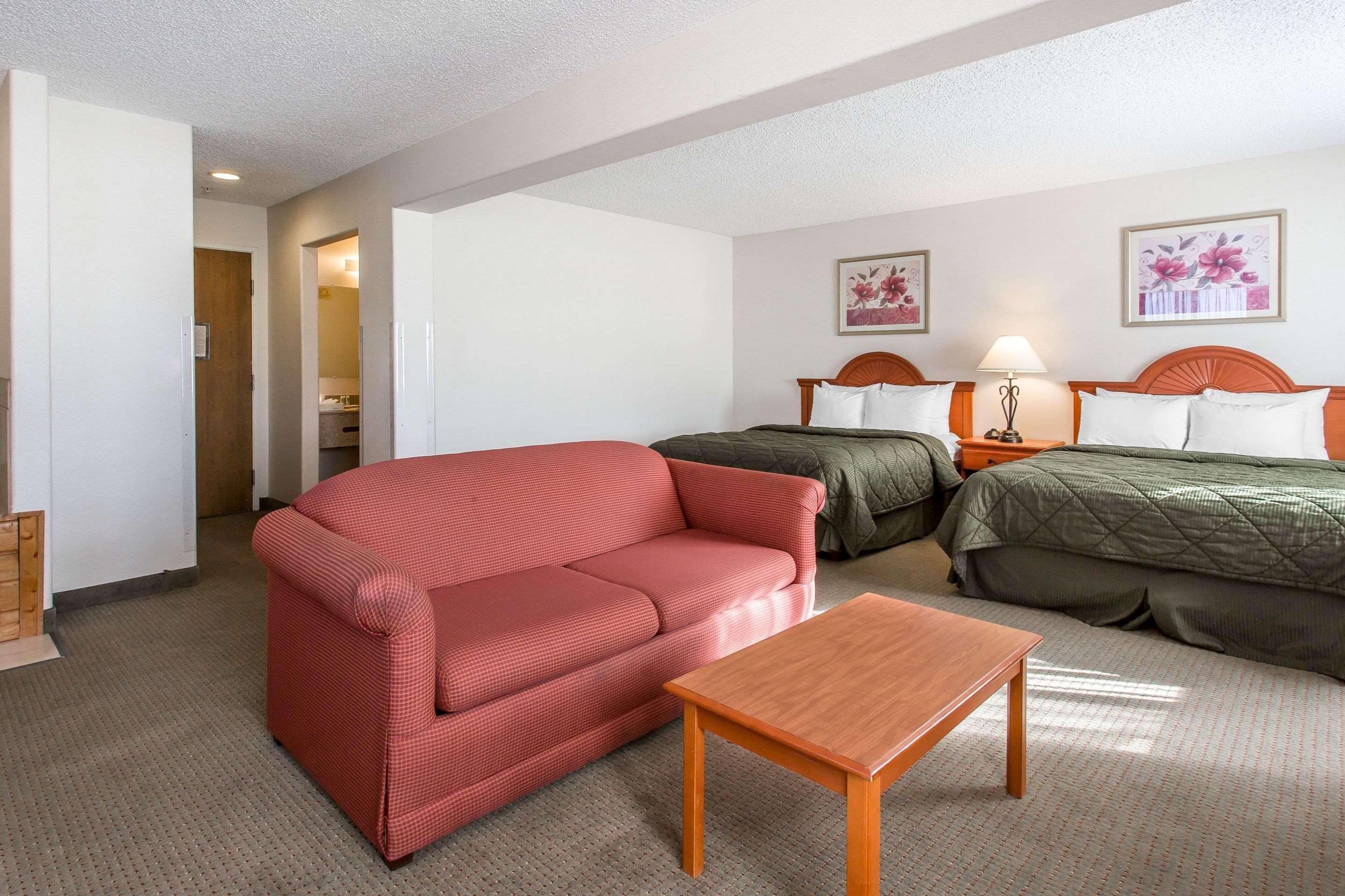 Quality Inn Delta Gateway To Rocky Mountains Exterior foto