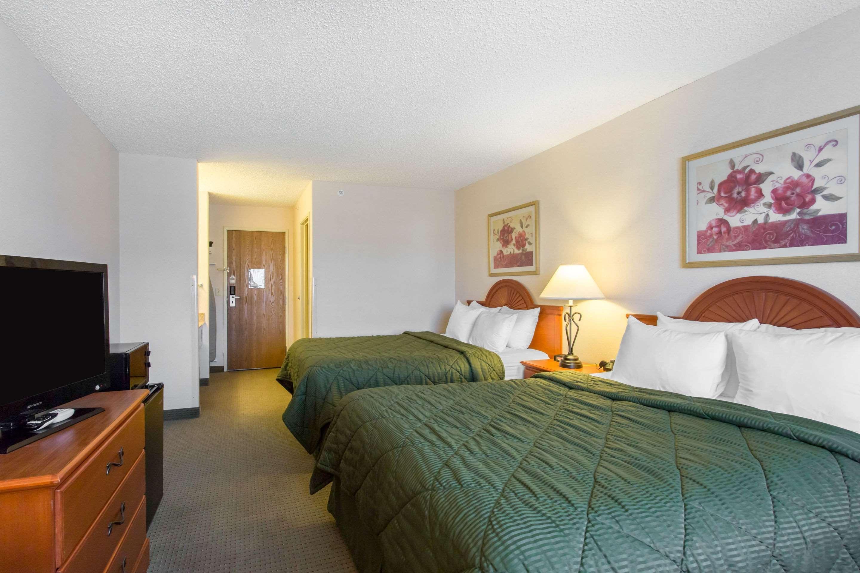 Quality Inn Delta Gateway To Rocky Mountains Exterior foto